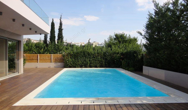 Πισίνα - Swimming pool